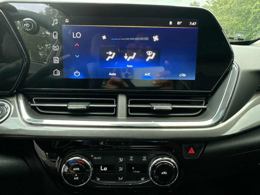 New 2026 Chevrolet Trax ACTIV w/ Driver Confidence Package FWD image 25