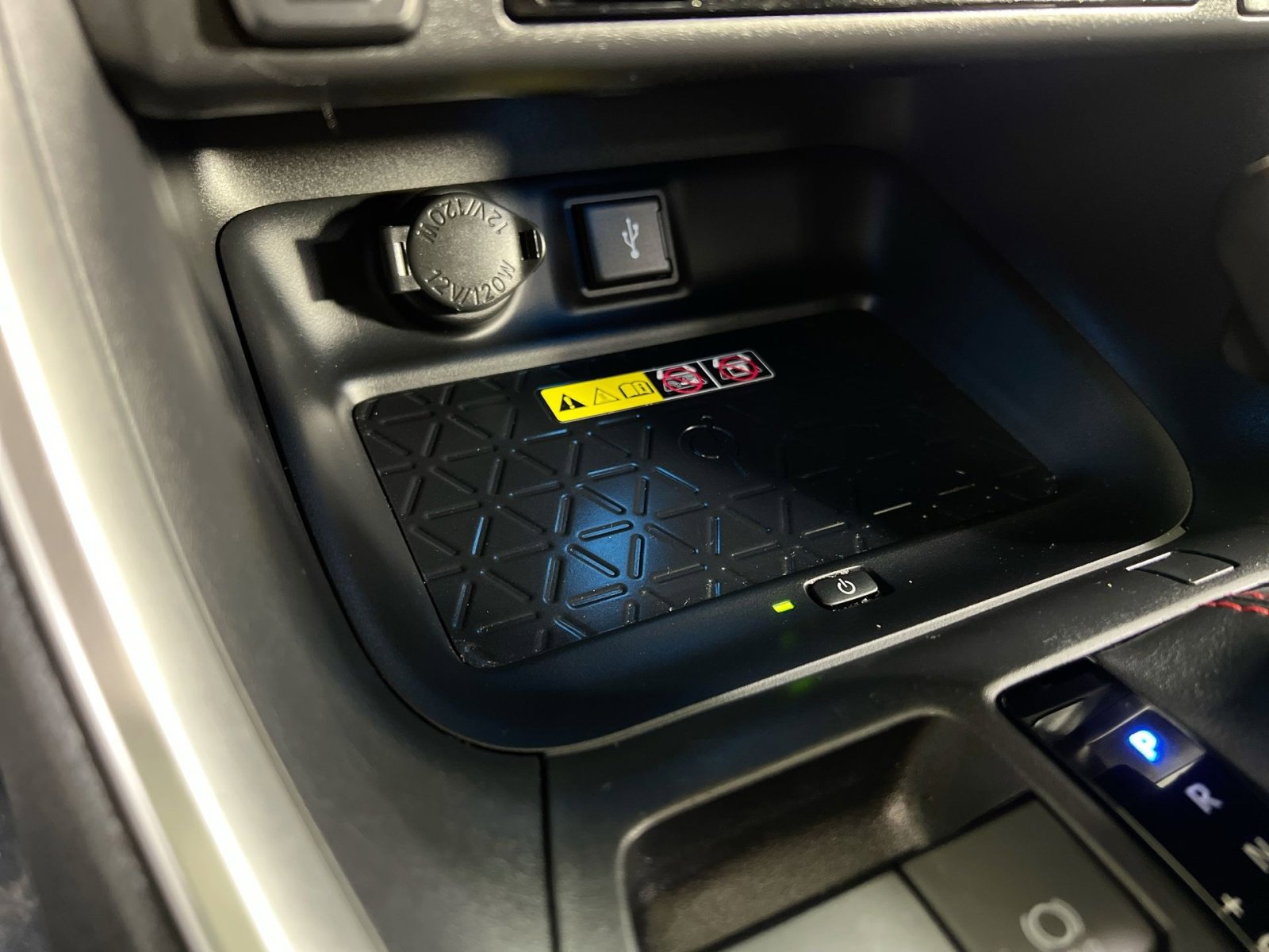 Used 2022 Toyota RAV4 XSE image 36