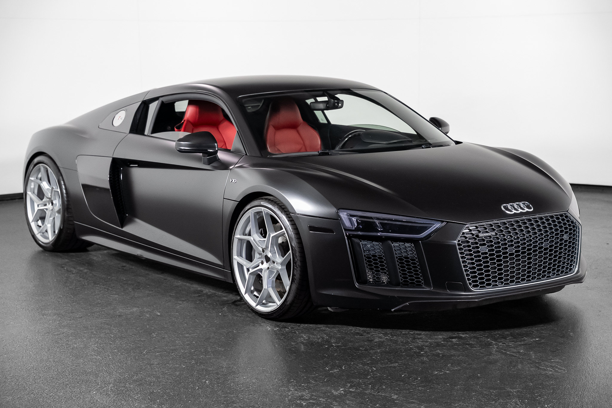 Used 2017 Audi R8 V10 AWD/4WD image 37