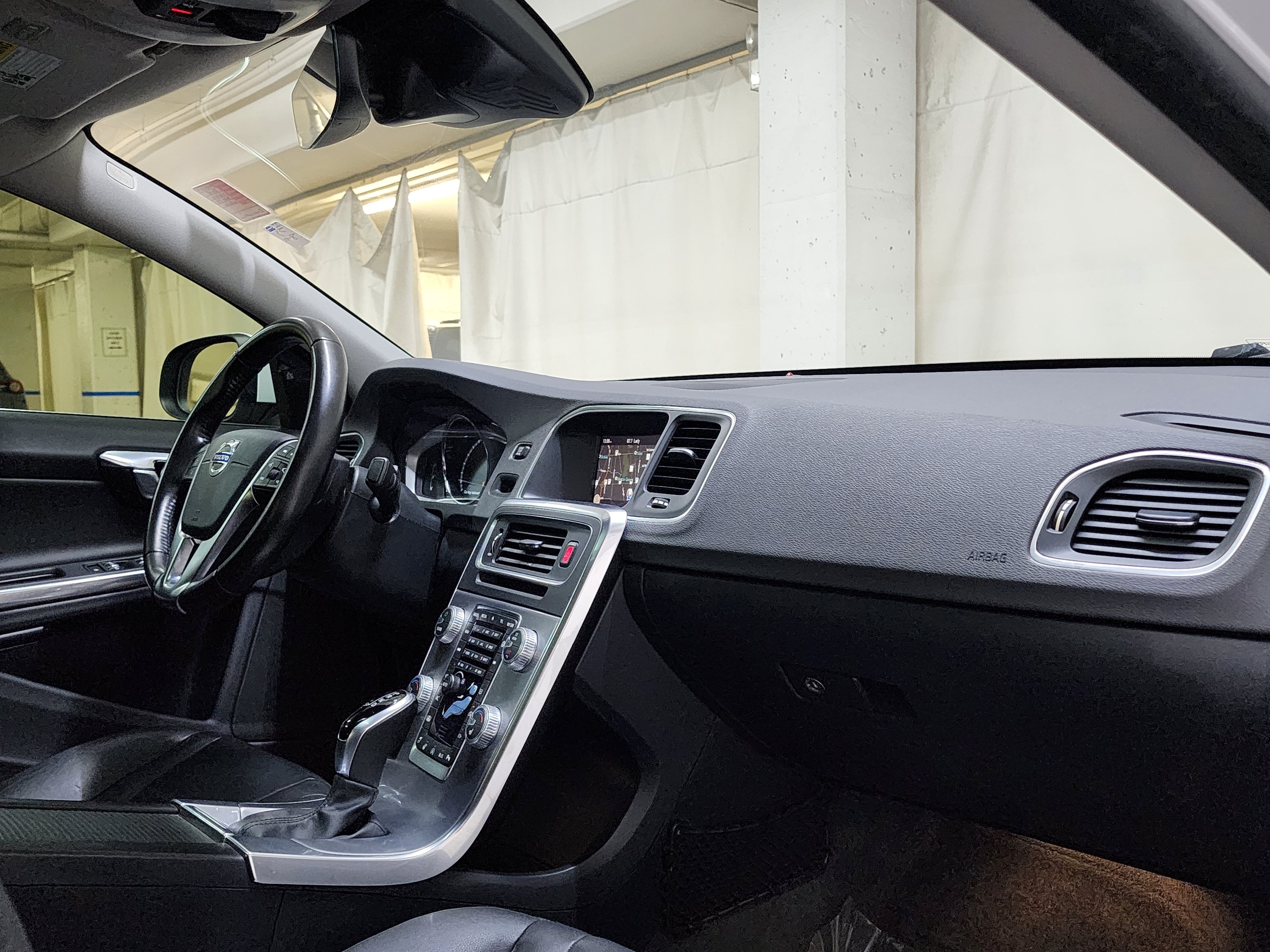 Used 2018 Volvo S60 T5 Inscription AWD/4WD image 22