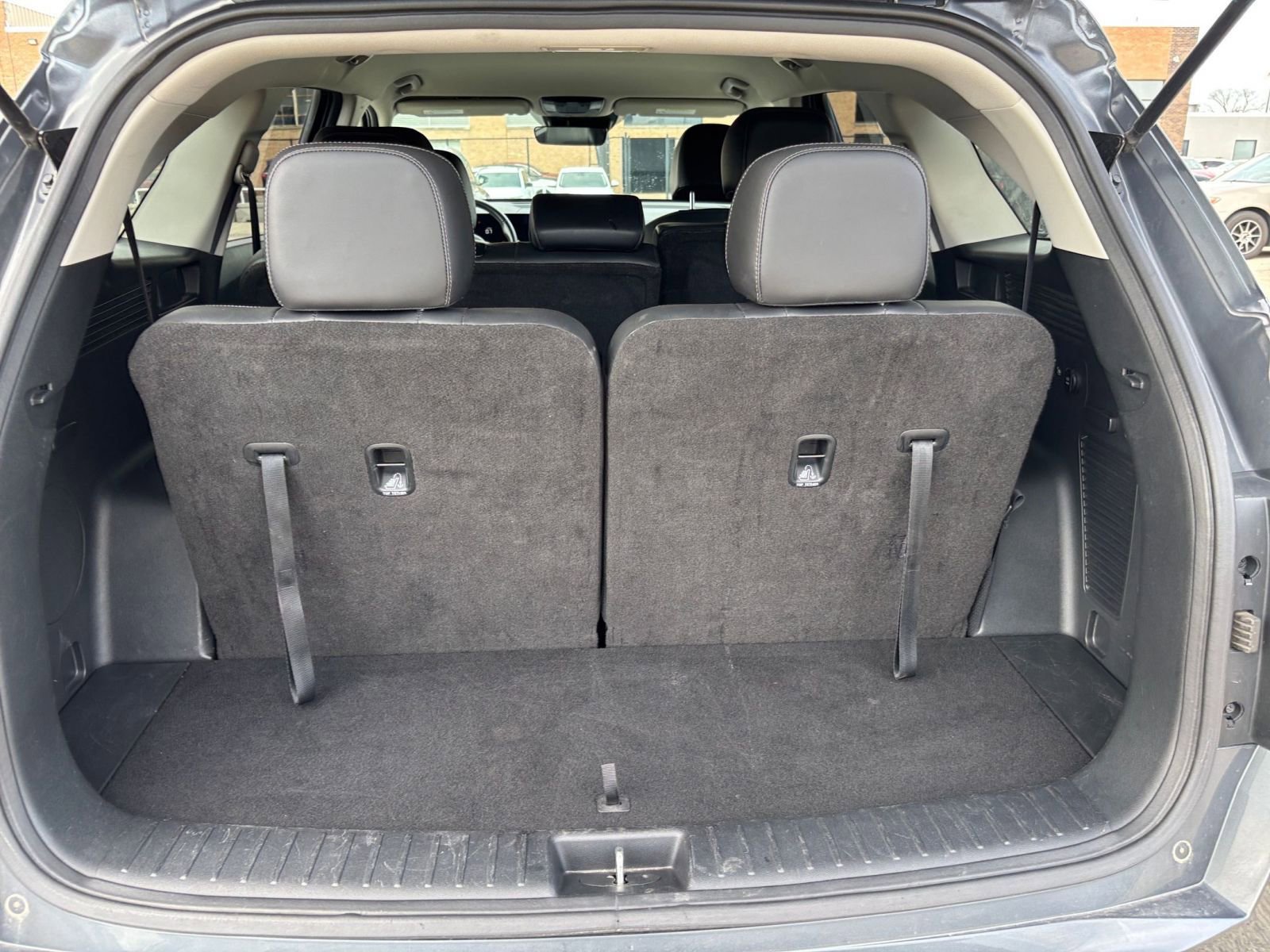 Used 2024 Kia Sorento S image 34