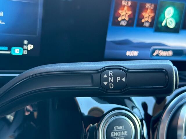 Certified 2025 Mercedes-Benz GLA 250 4MATIC image 25