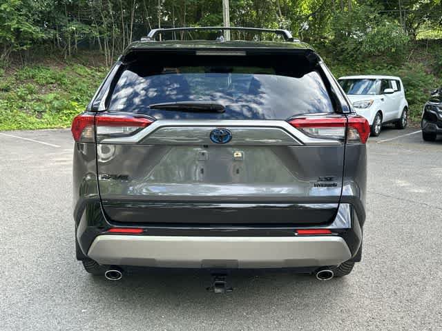 Used 2022 Toyota RAV4 XSE AWD/4WD image 4
