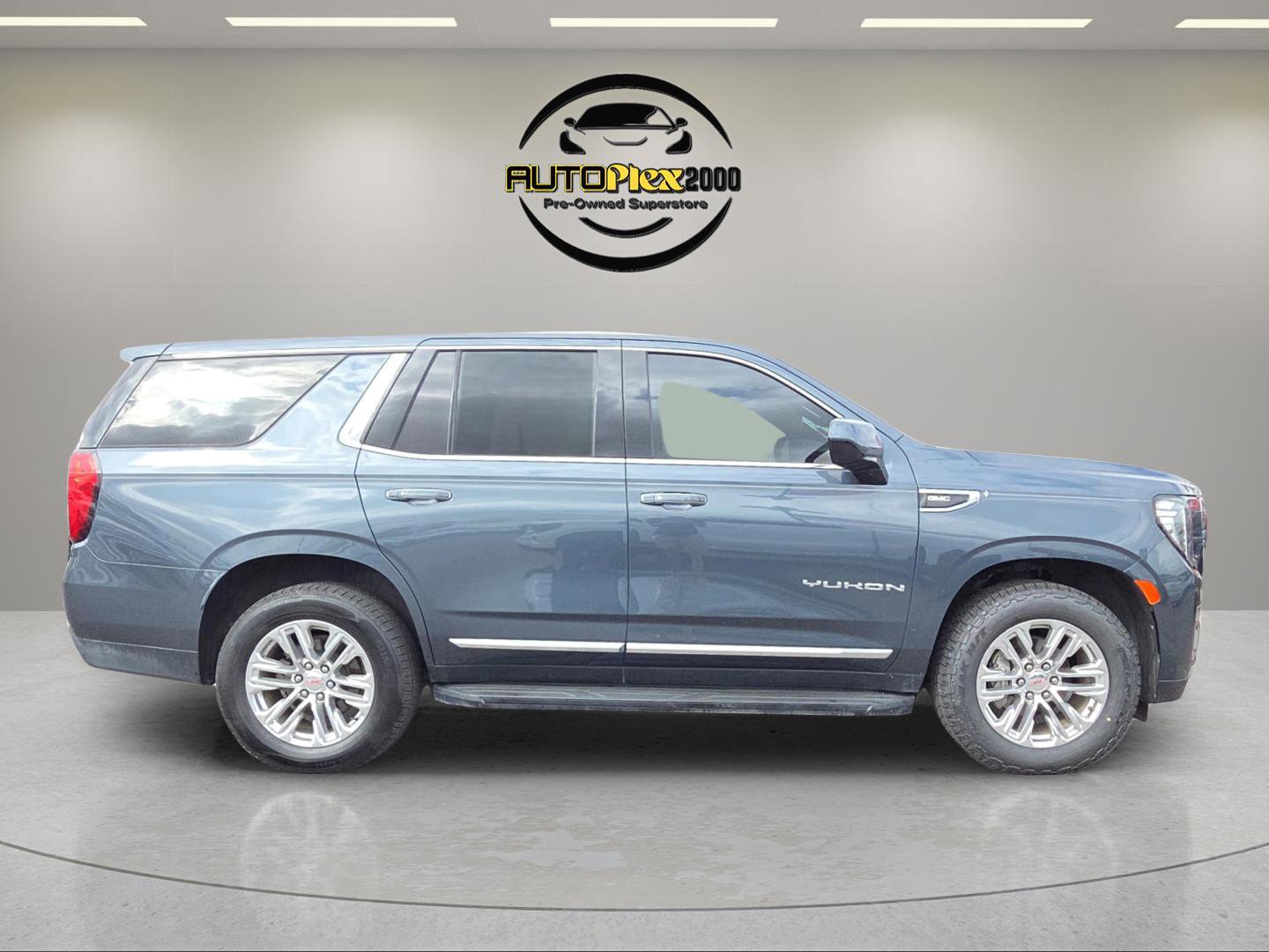 Used 2021 GMC Yukon SLT image 8