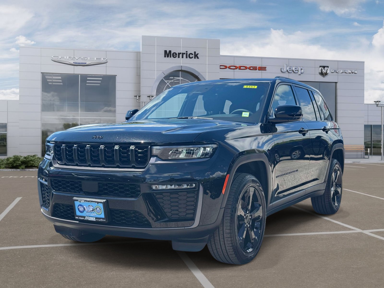Used 2026 Jeep Grand Cherokee Limited w/ Limited Altitude Package AWD/4WD image 4