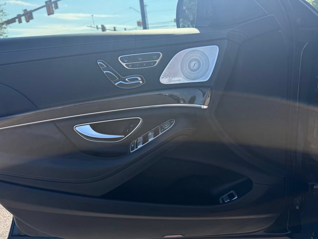 Used 2014 Mercedes-Benz S 550 Sedan image 19