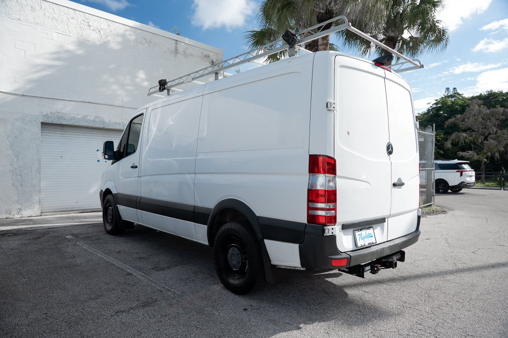 Used 2017 Mercedes-Benz Sprinter 2500 image 10