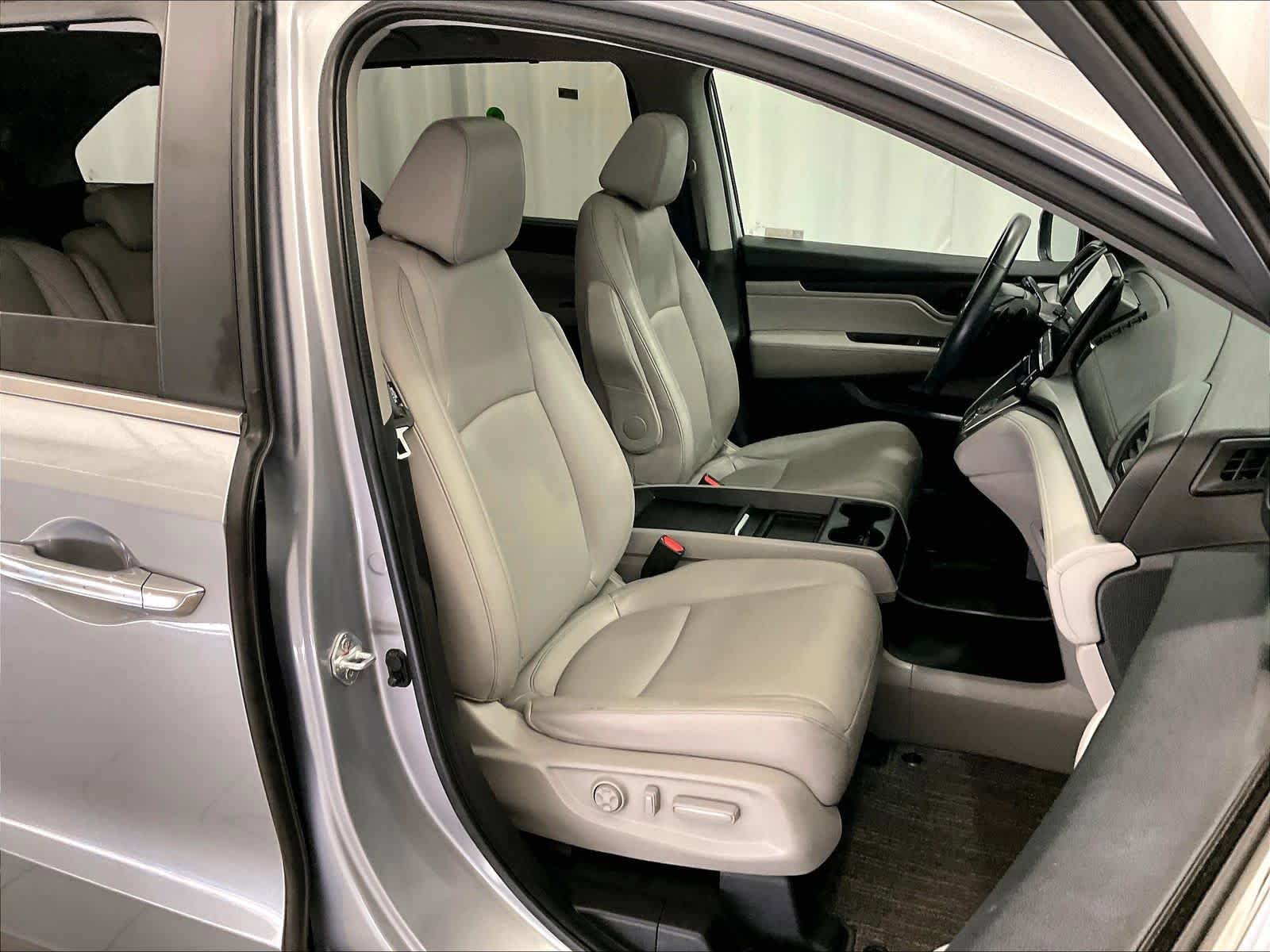 Used 2023 Honda Odyssey EX-L image 11