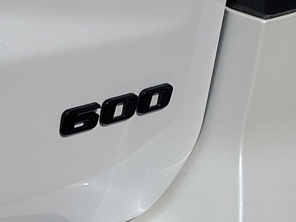 Certified 2023 Cadillac Escalade Sport Platinum w/ LPO, ONYX Package image 32