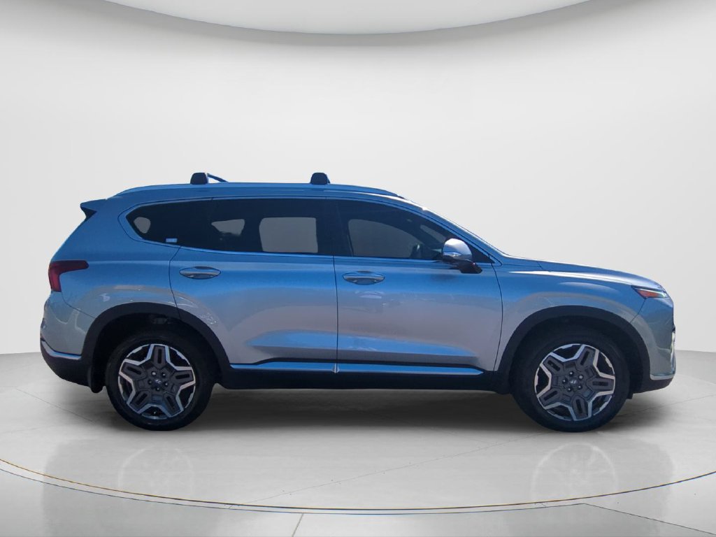 Used 2022 Hyundai Santa Fe Limited w/ Cargo Package FWD image 4
