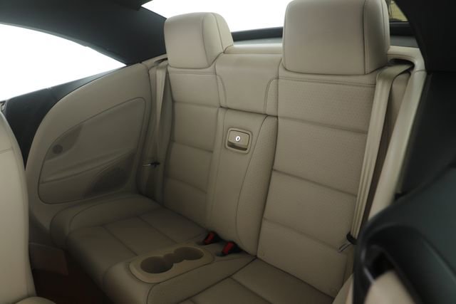 Used 2014 Volkswagen Eos w/ Sport Package image 25