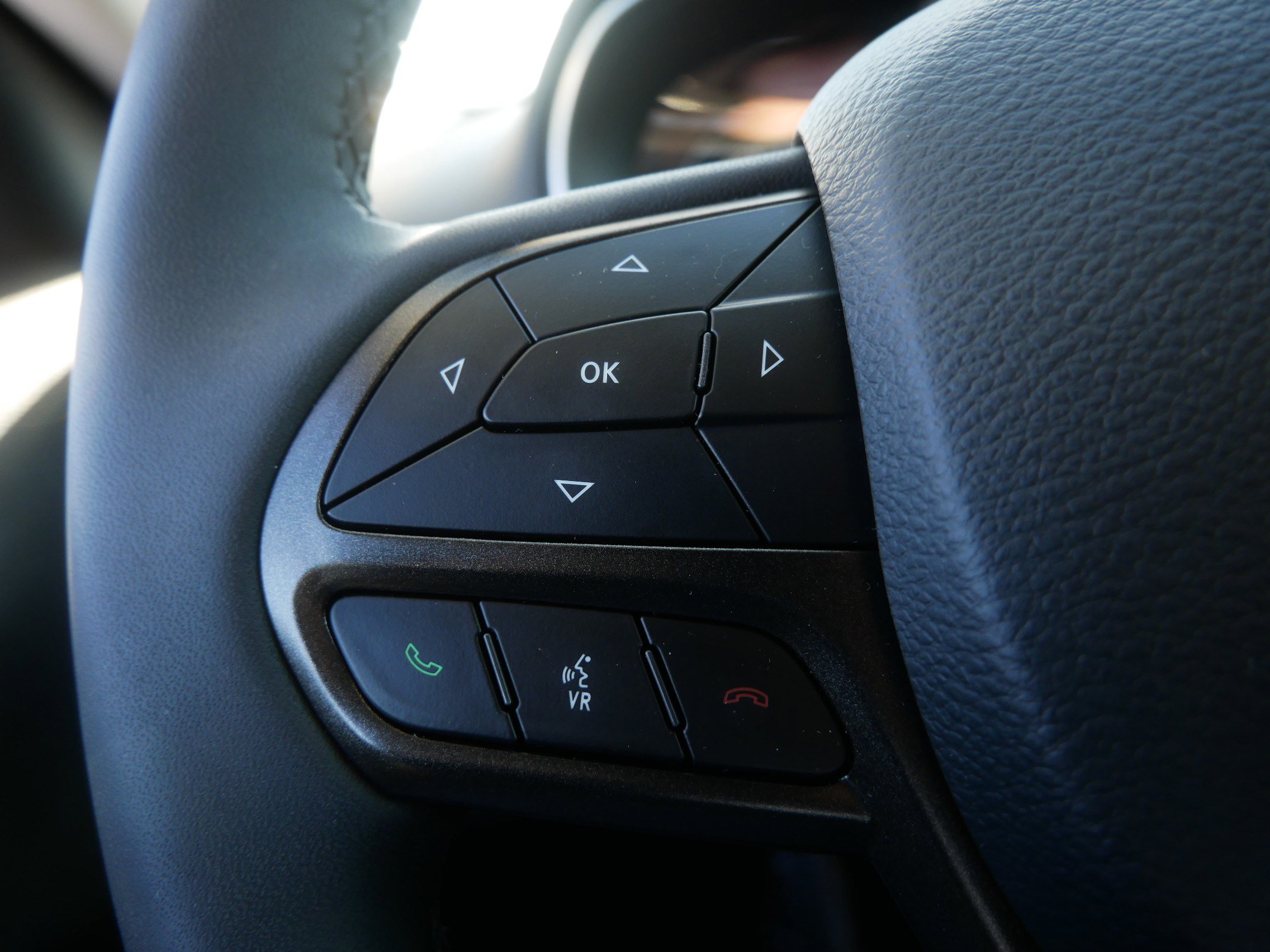 Used 2022 Jeep Cherokee Trailhawk image 27