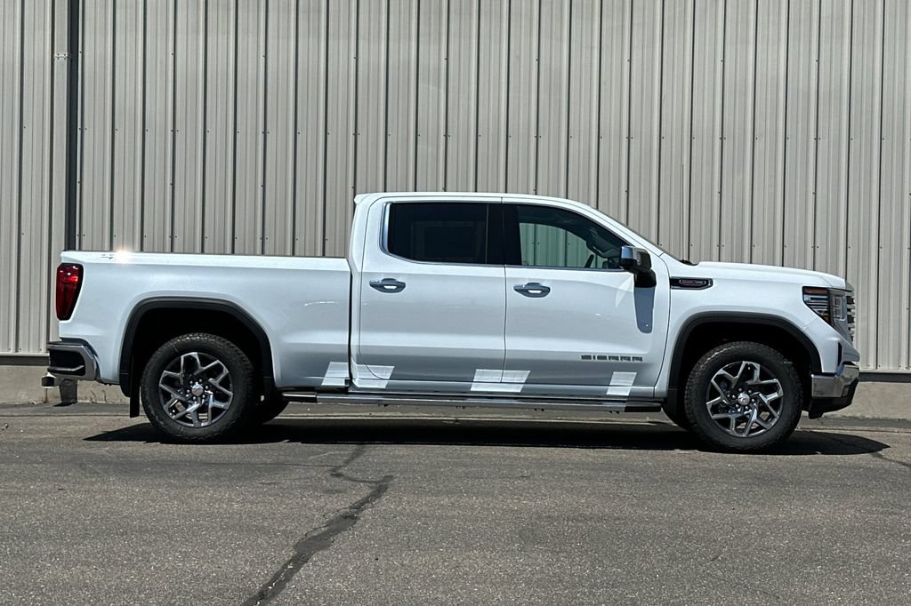 New 2026 GMC Sierra 1500 SLT w/ SLT Premium Package AWD/4WD image 3