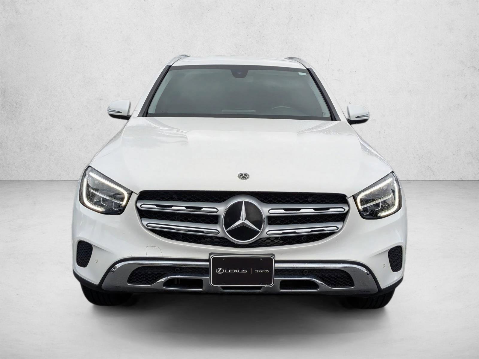 Used 2021 Mercedes-Benz GLC 300 image 2