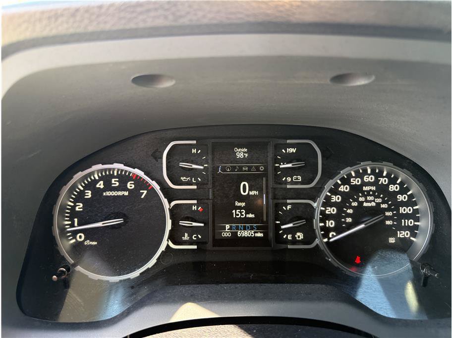 Used 2021 Toyota Tundra Limited w/ Limited Premium Package AWD/4WD image 35