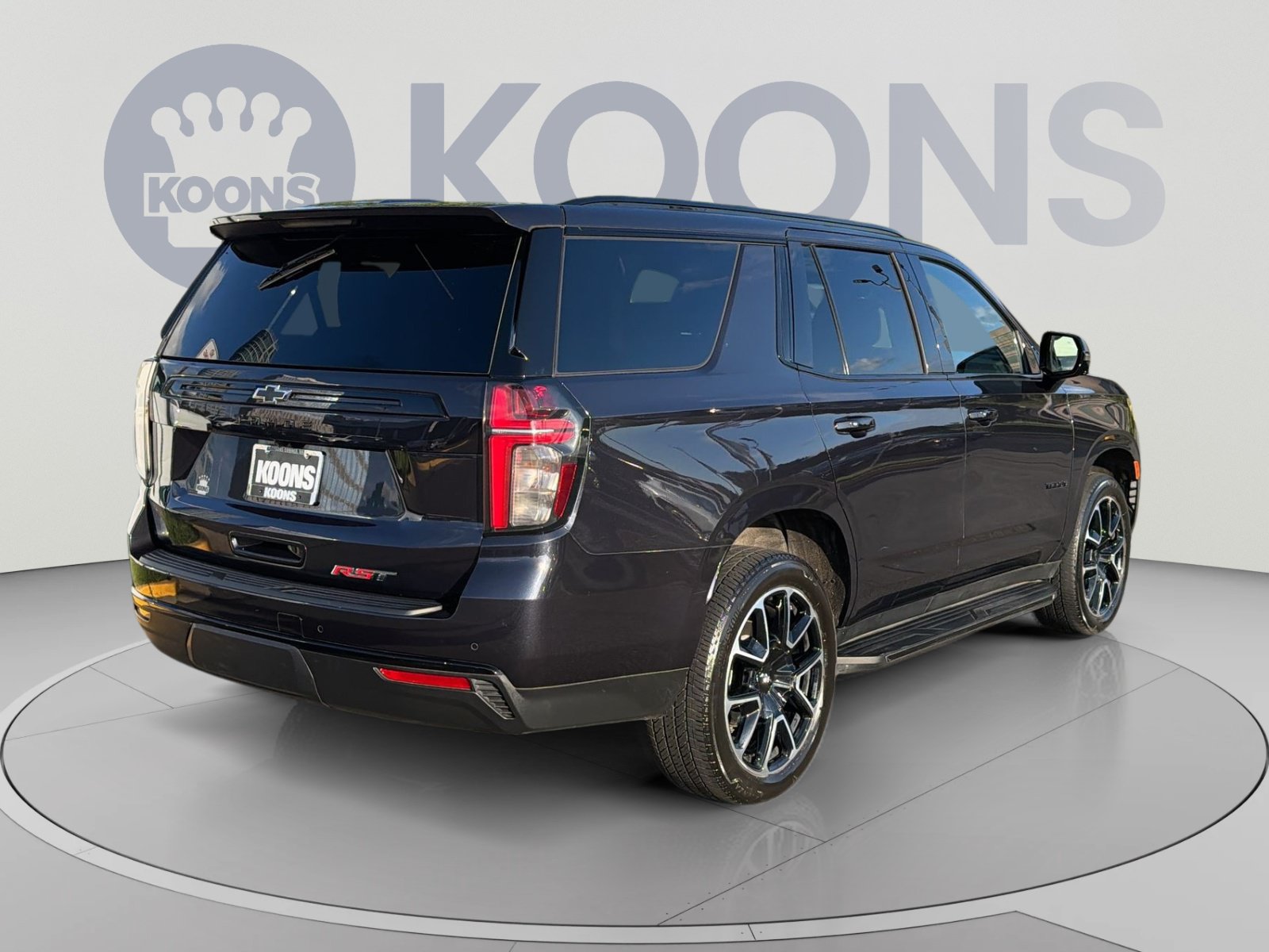Used 2023 Chevrolet Tahoe RST w/ Luxury Package AWD/4WD image 7