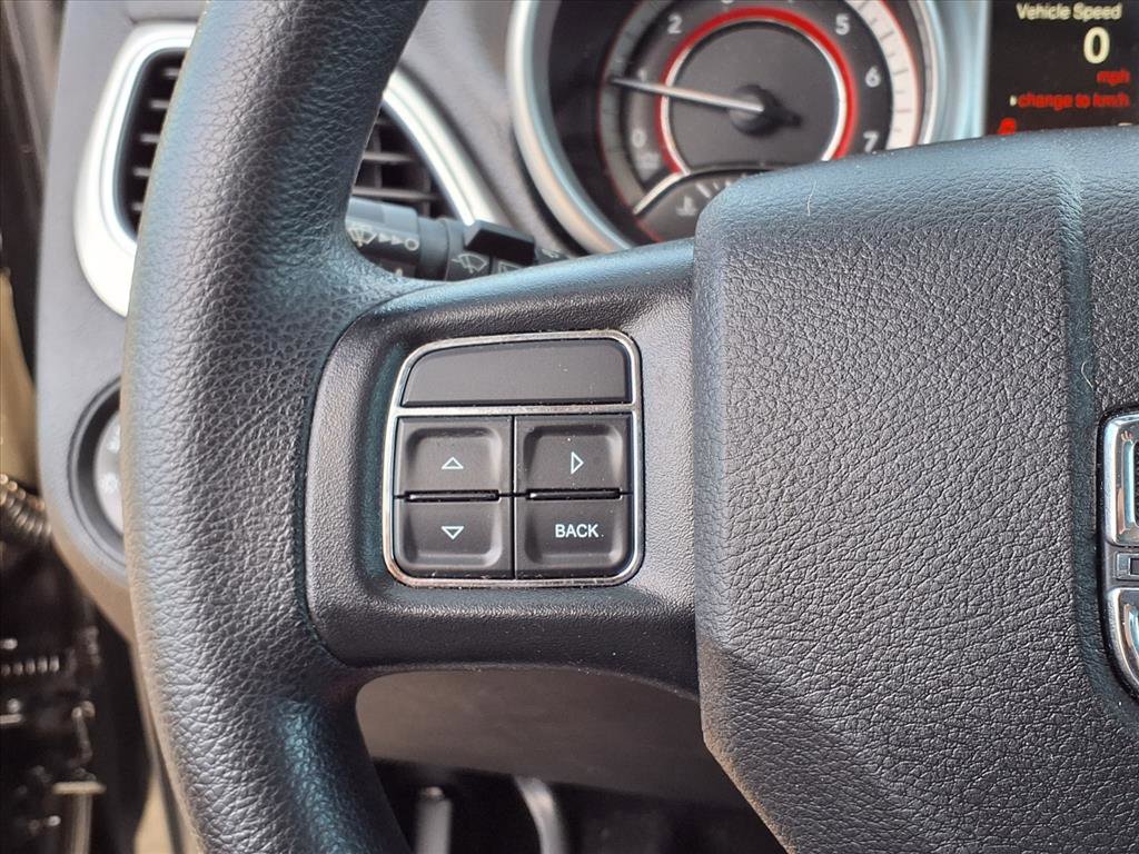Used 2020 Dodge Journey SE image 21