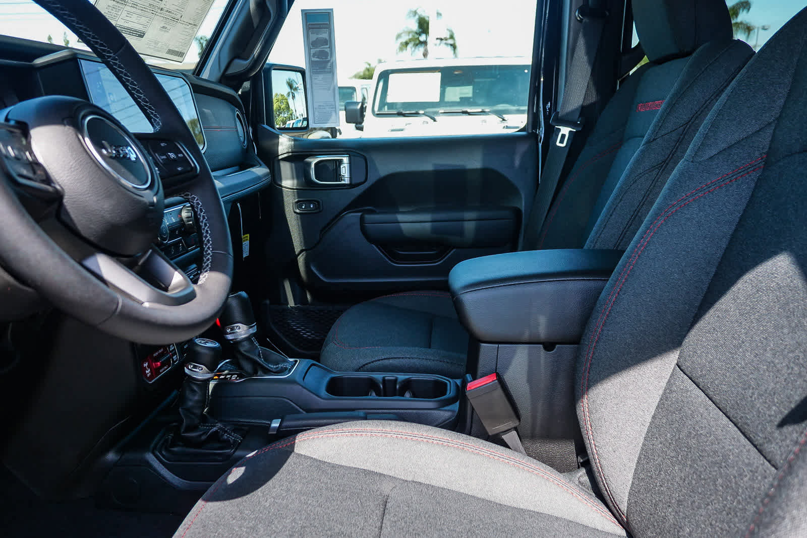 New 2026 Jeep Wrangler Unlimited Rubicon AWD/4WD image 17