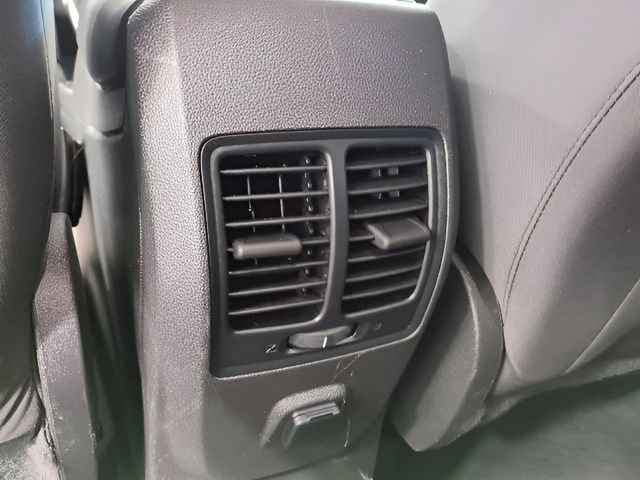 Used 2019 Ford Escape SE AWD/4WD image 16