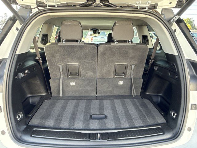 Used 2022 Jeep Grand Cherokee L Laredo w/ Luxury Tech Group I image 19