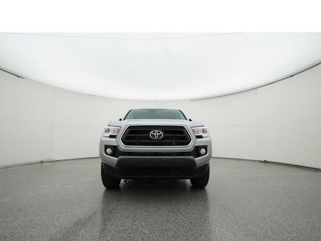 Used 2022 Toyota Tacoma SR5 w/ Technology Package AWD/4WD image 37