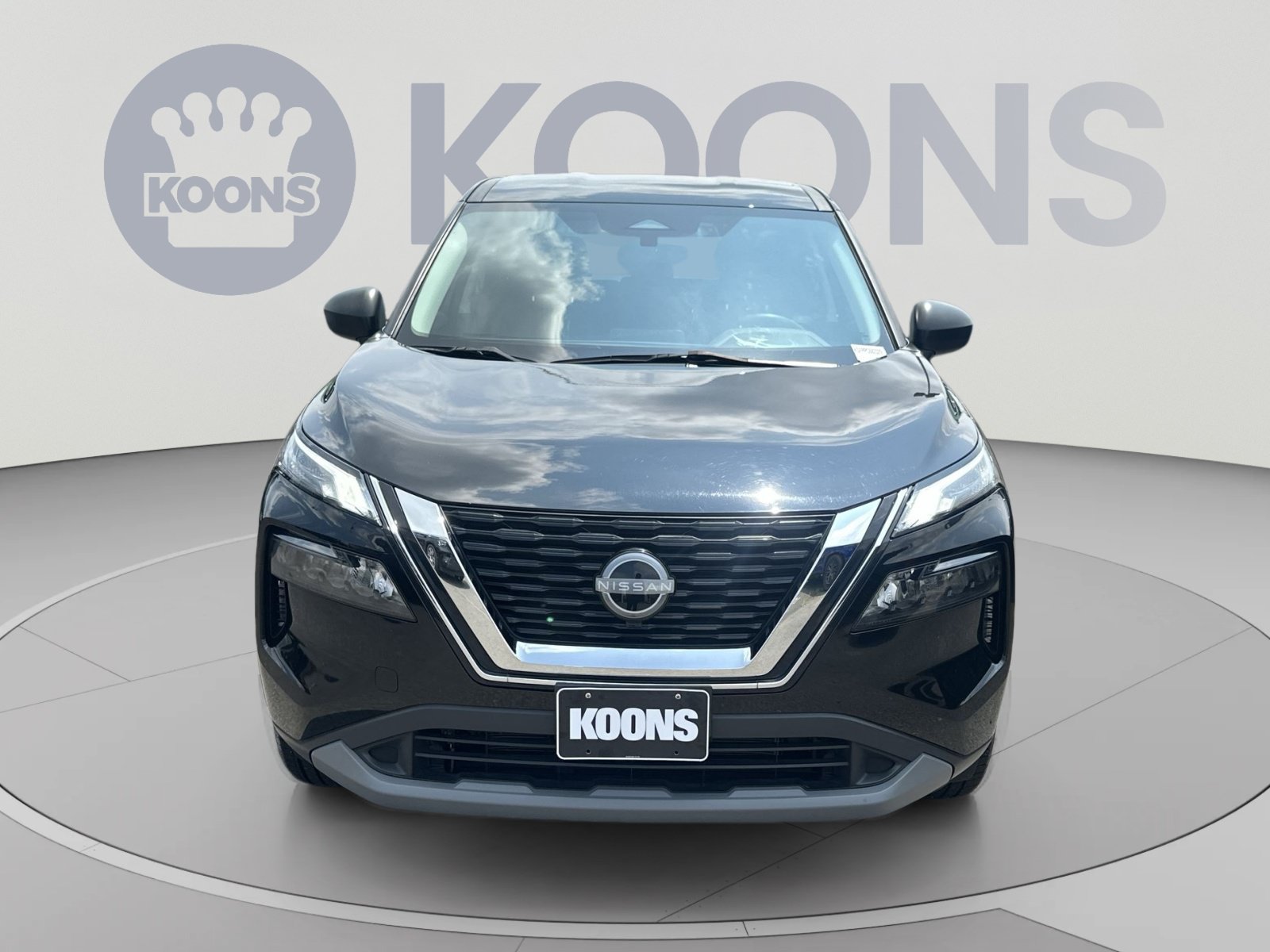 Used 2023 Nissan Rogue S AWD/4WD image 4