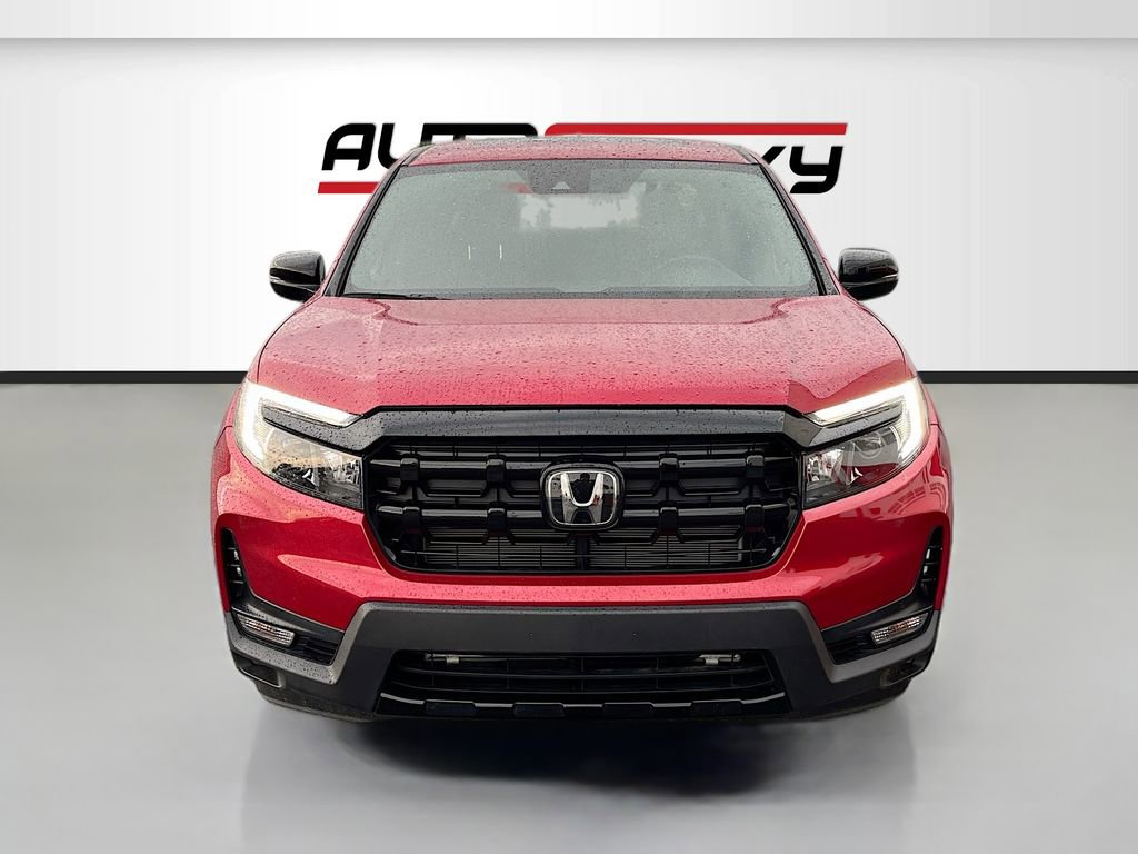 Used 2025 Honda Ridgeline Black Edition image 2