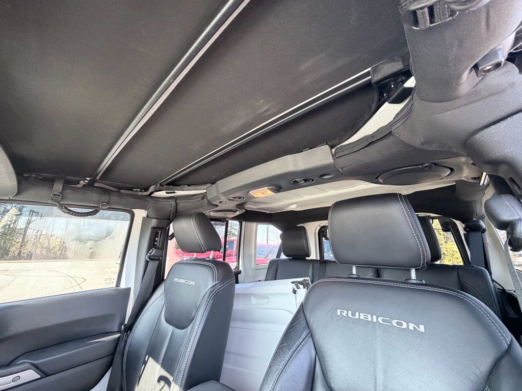 Used 2014 Jeep Wrangler Unlimited Rubicon w/ Connectivity Group image 12