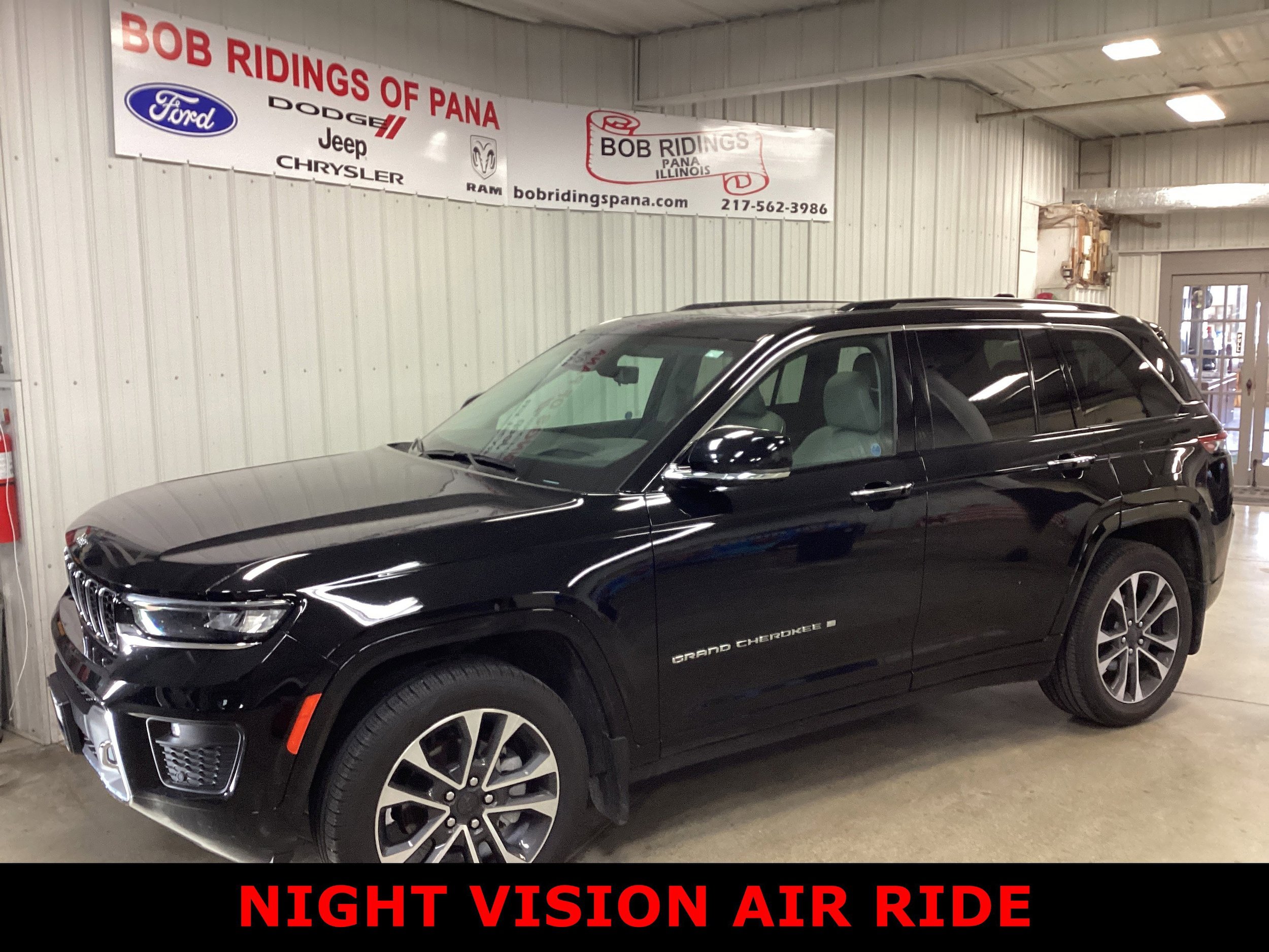 Used 2023 Jeep Grand Cherokee Overland w/ Adv Protech Group III