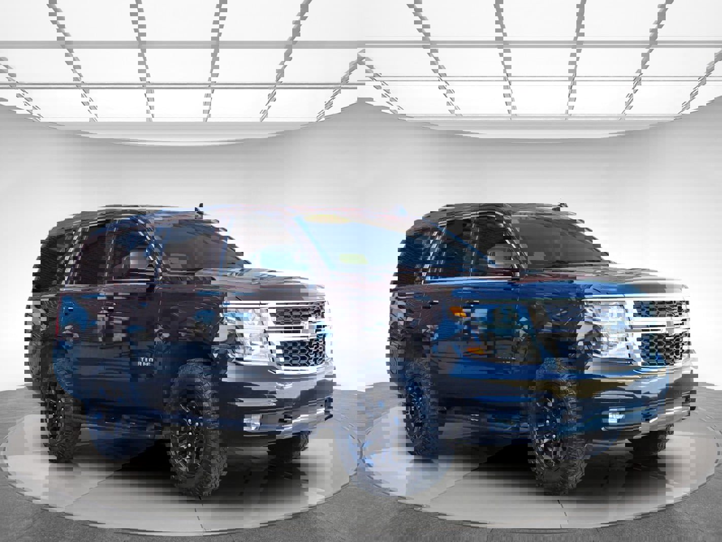 Used 2019 Chevrolet Tahoe LT AWD/4WD image 3