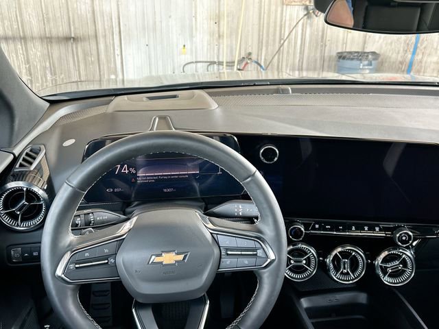 Used 2024 Chevrolet Blazer EV LT AWD/4WD image 10