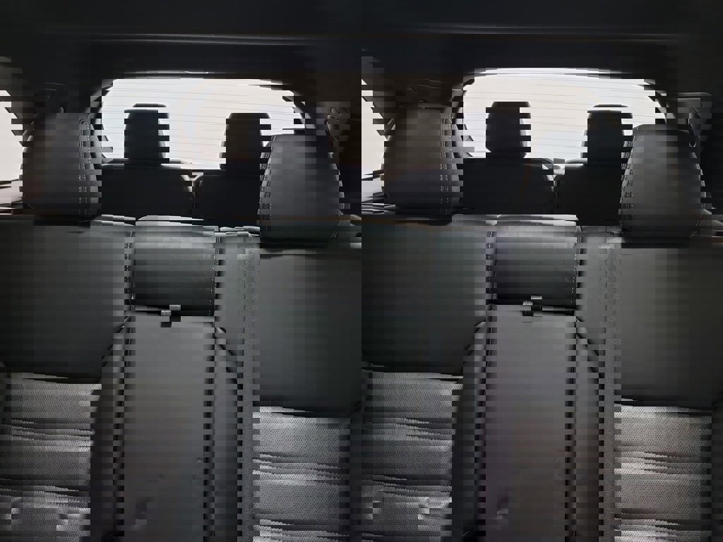 Used 2016 Kia Sorento SX image 13