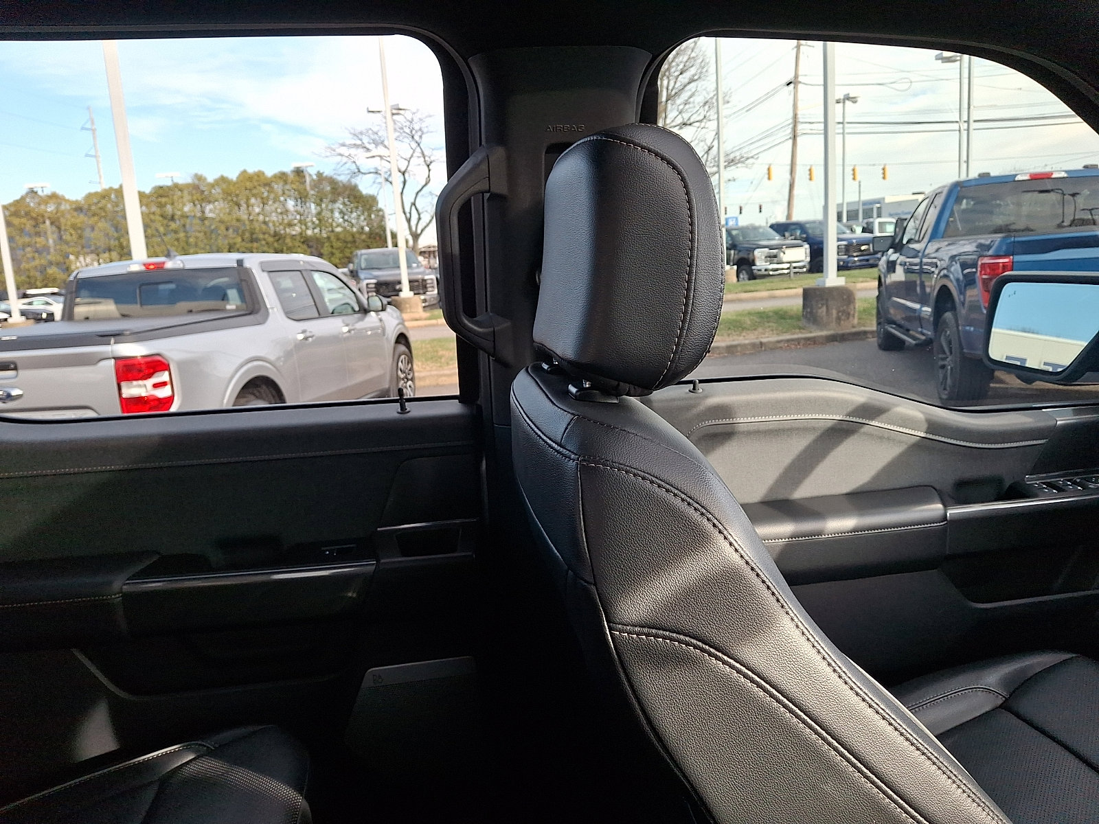 Used 2023 Ford F150 Lariat w/ Equipment Group 502A High image 13