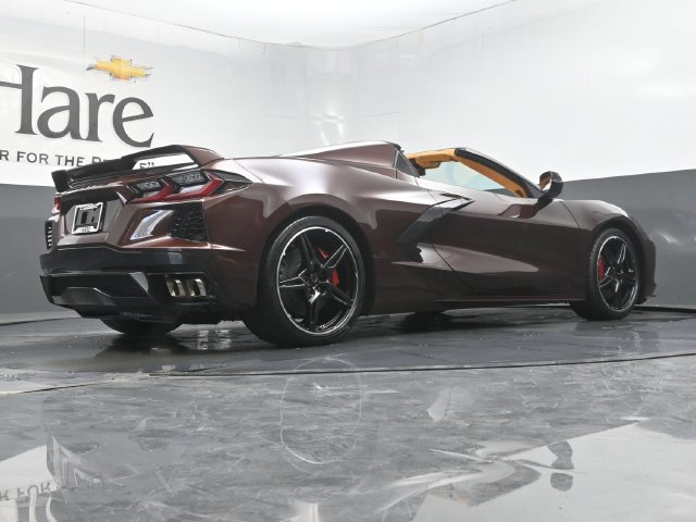 Used 2023 Chevrolet Corvette Stingray Premium Conv w/ Z51 Performance Package RWD image 33
