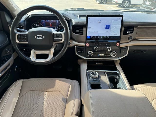 Used 2024 Ford Expedition Limited image 15
