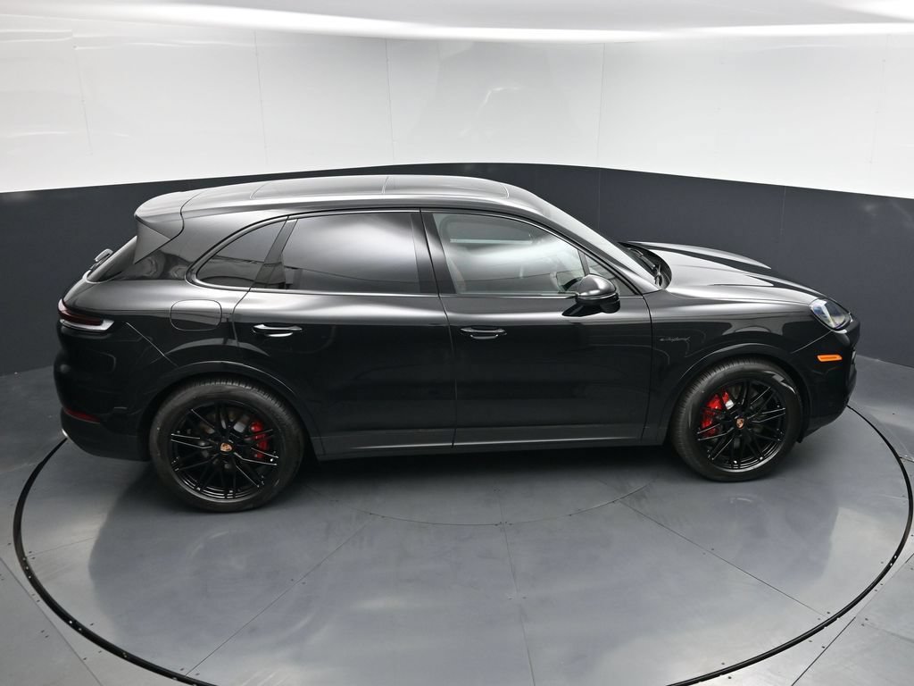 New 2026 Porsche Cayenne S AWD/4WD image 19