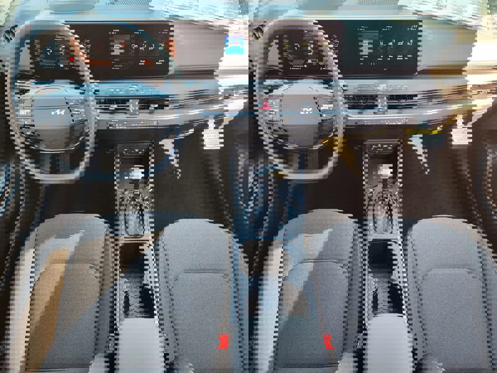 Certified 2025 Kia K4 LXS image 23