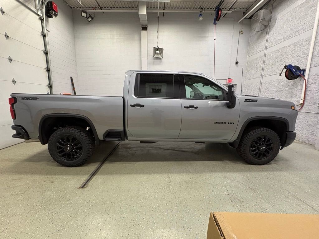 New 2026 Chevrolet Silverado 2500 LTZ w/ LTZ Plus Package AWD/4WD image 3