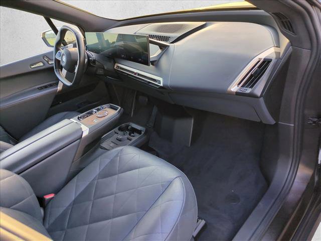 Certified 2023 BMW iX xDrive50 w/ Premium Package AWD/4WD image 24