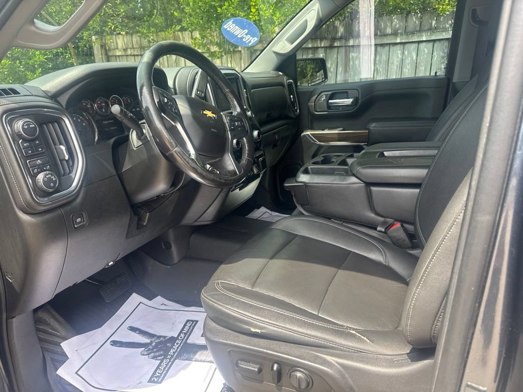 Used 2021 Chevrolet Silverado 1500 LT AWD/4WD image 9