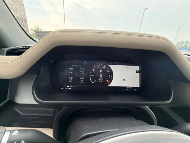 Used 2022 Land Rover Defender 110 SE AWD/4WD image 27