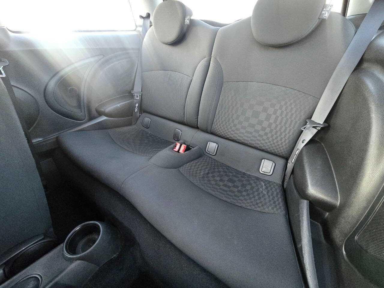 Used 2010 MINI Cooper Hardtop image 29