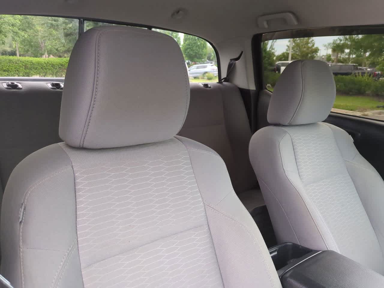 Used 2019 Toyota Tacoma SR5 RWD image 7
