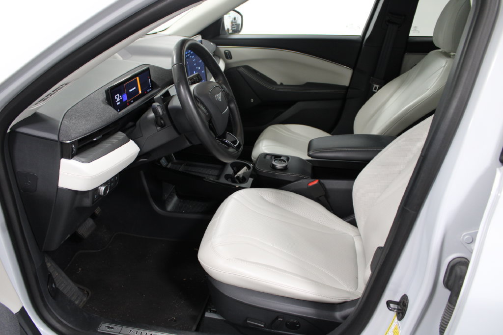 Used 2021 Ford Mustang Mach-E Premium RWD image 17