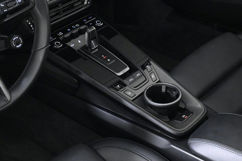 Certified 2023 Porsche 911 image 16