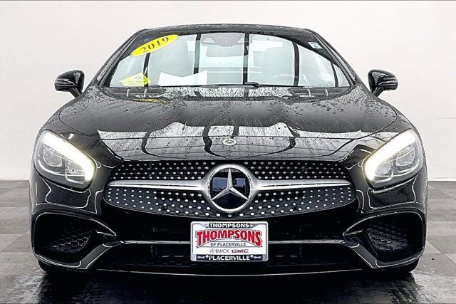 Used 2019 Mercedes-Benz SL 550 image 2
