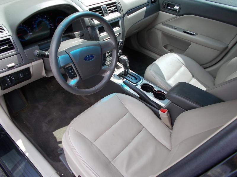 Used 2012 Ford Fusion SEL FWD image 26