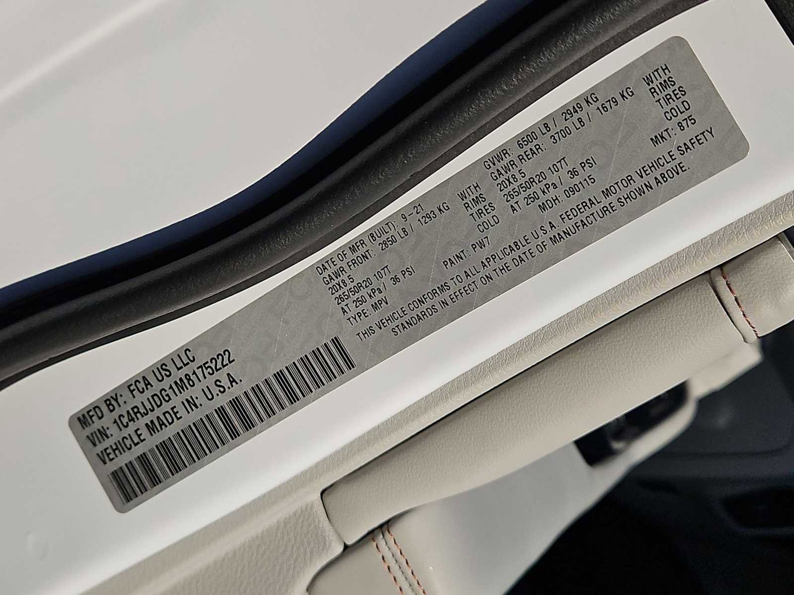 Used 2021 Jeep Grand Cherokee L Overland w/ Trailer Tow Group (B) image 38