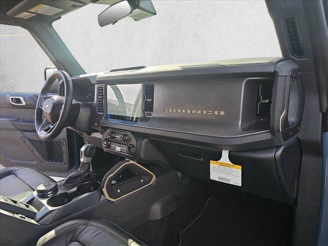 New 2025 Ford Bronco Badlands image 13