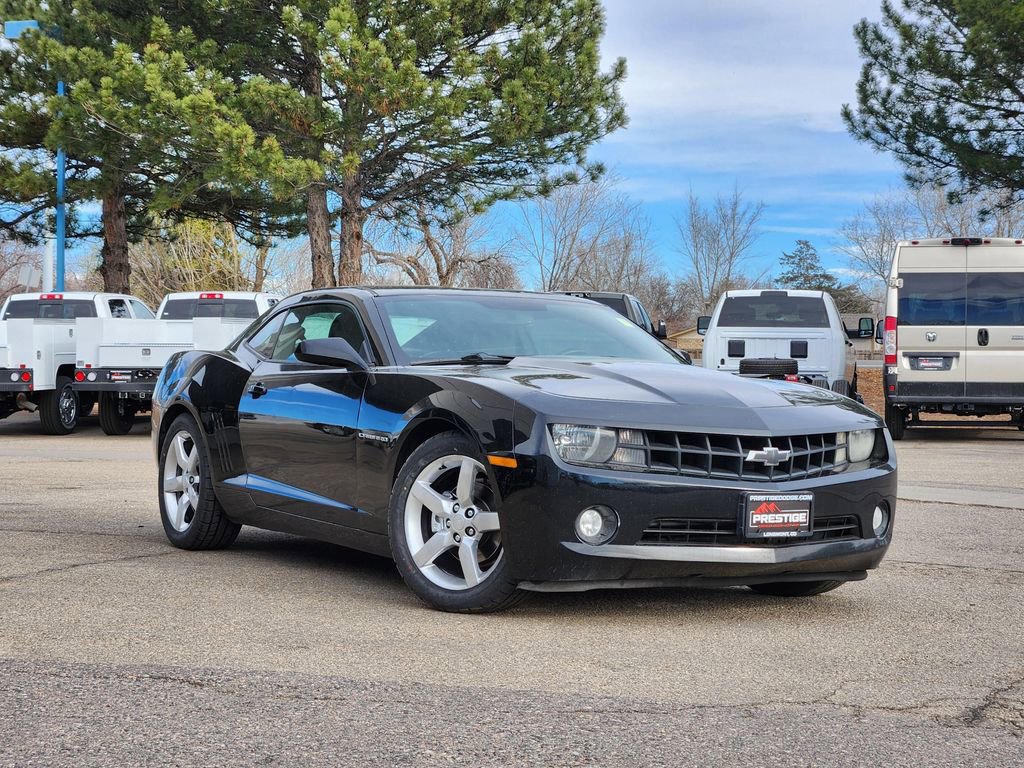 Used 2013 Chevrolet Camaro LT image 1